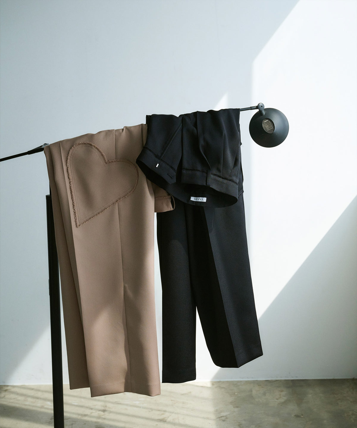 HEART CARGO PANTS