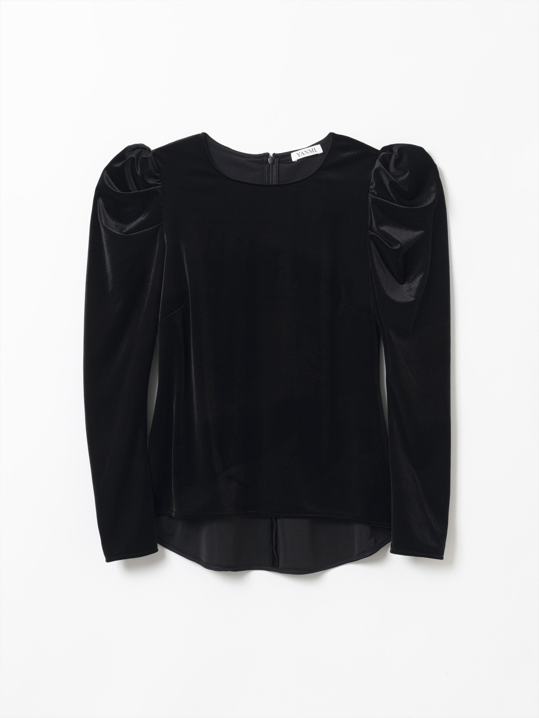 Tops – YANMI.