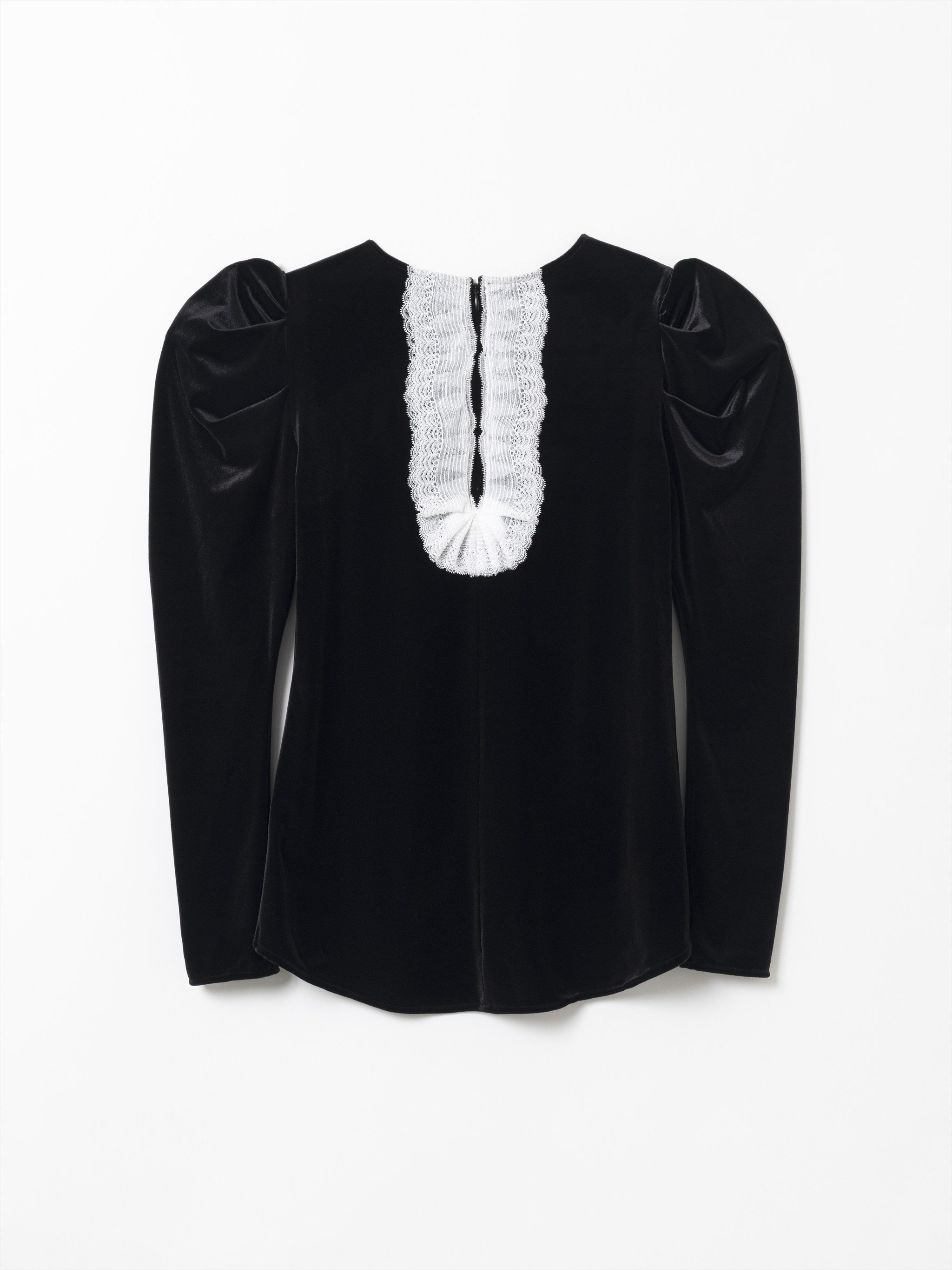 Tops – YANMI.