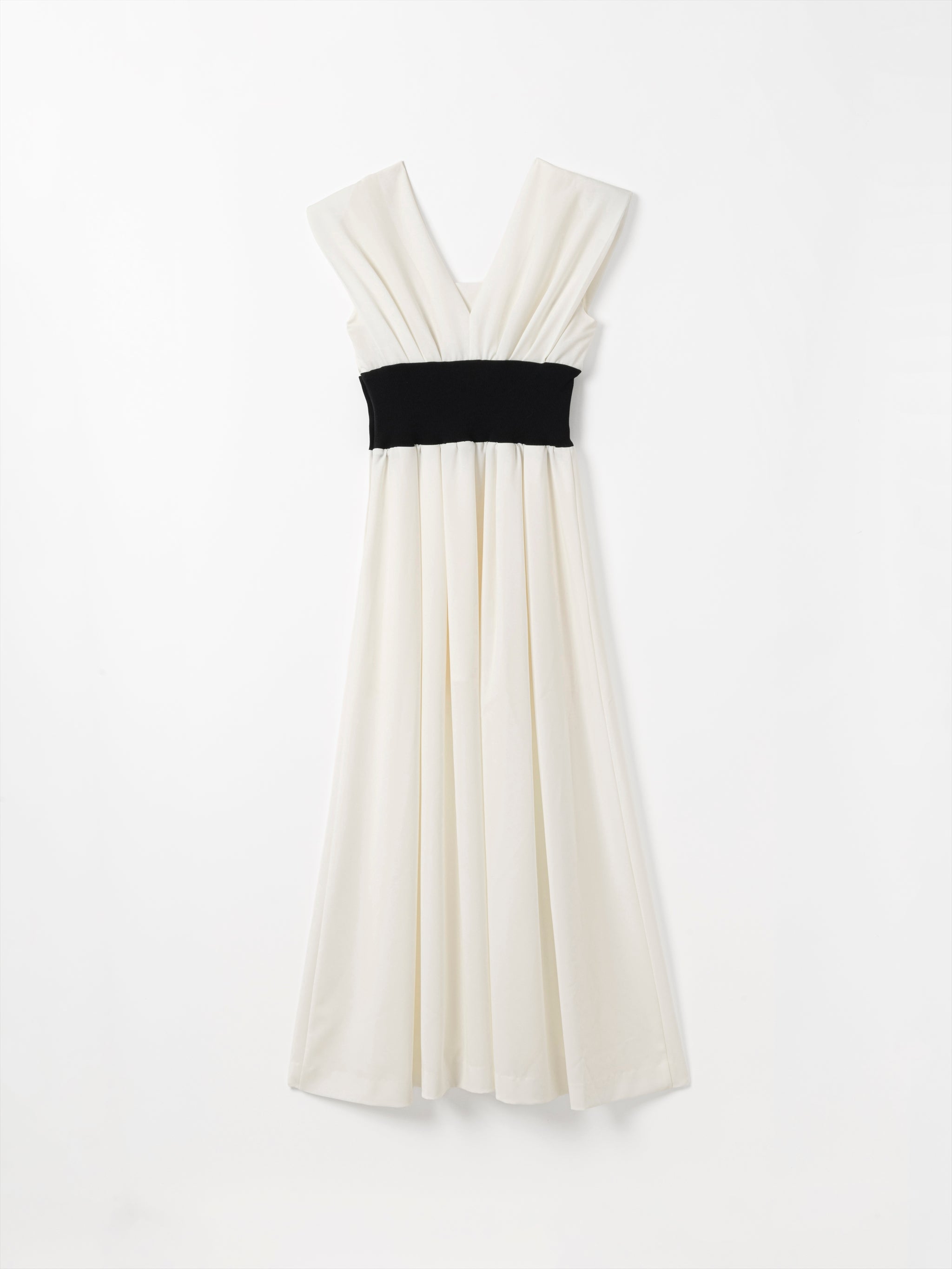 【COMING SOON】CONTRAST RIBBON WAIST DRESS