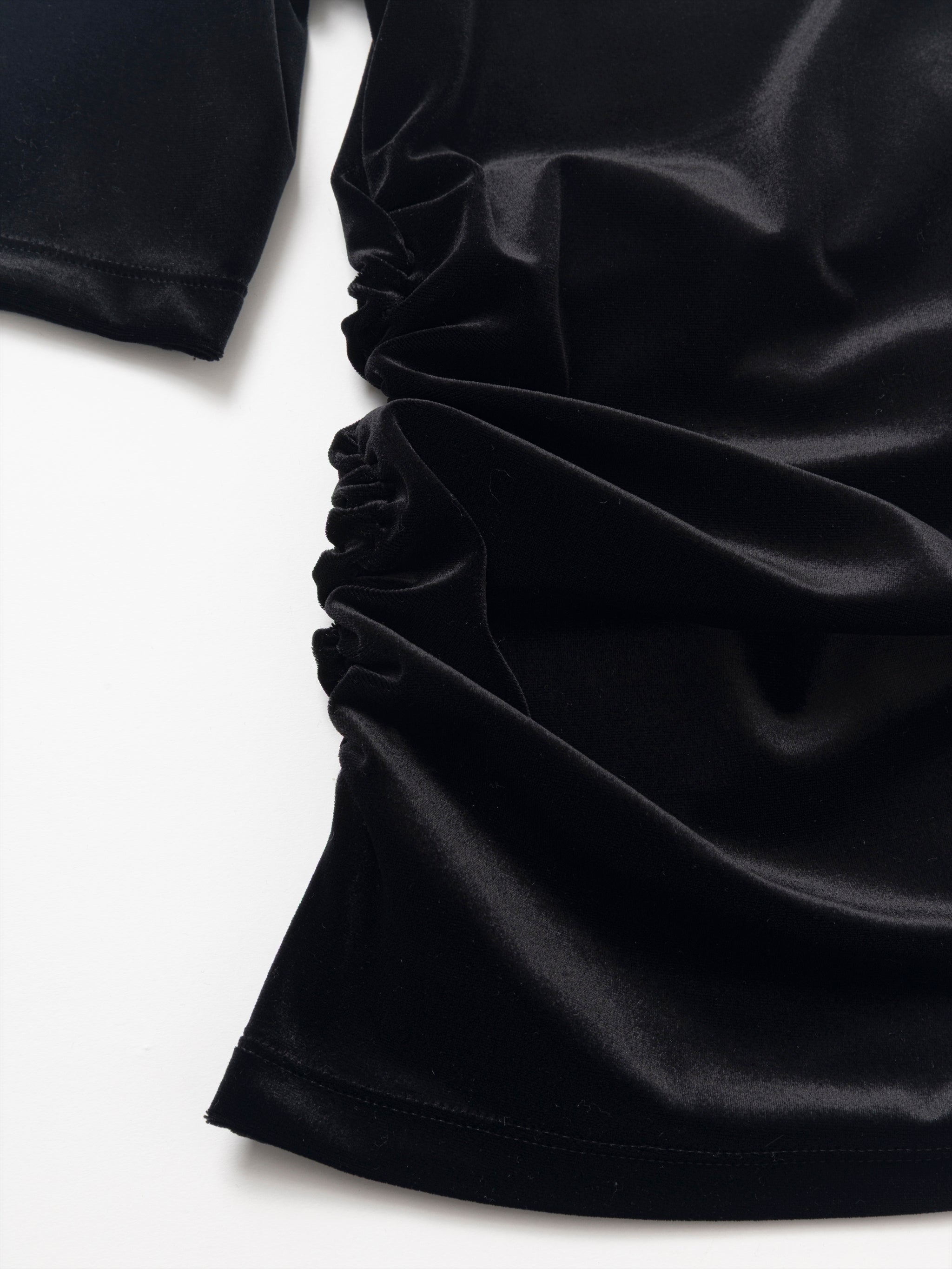 SHOULDER PAD VELOUR TOP – YANMI.
