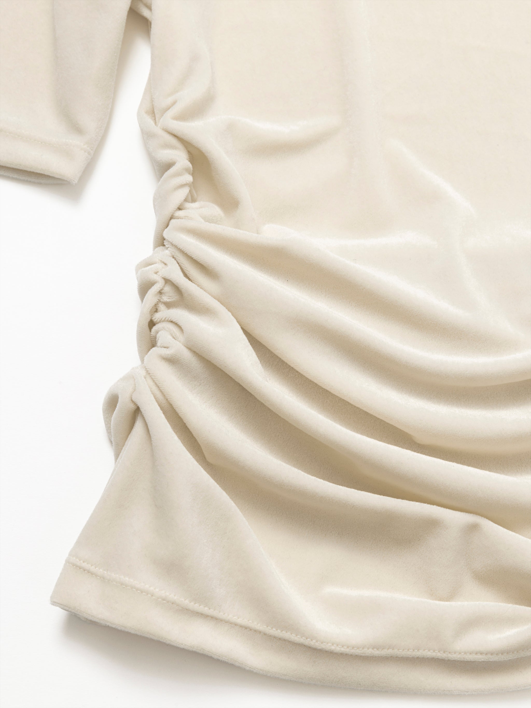 【COMING SOON】SHOULDER PAD VELOUR TOP