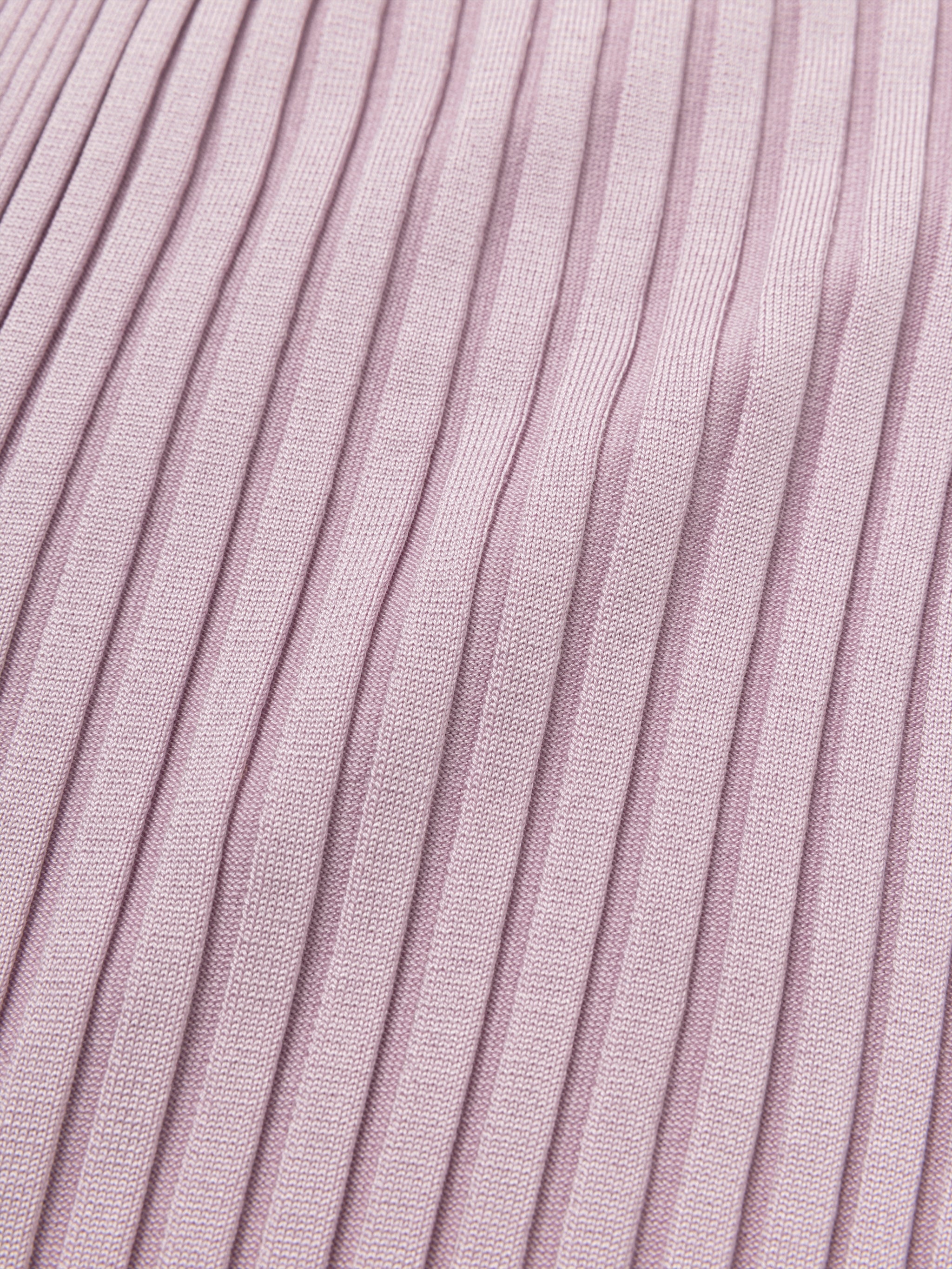 【COMING SOON】SMOOTH SILK RIB TOP