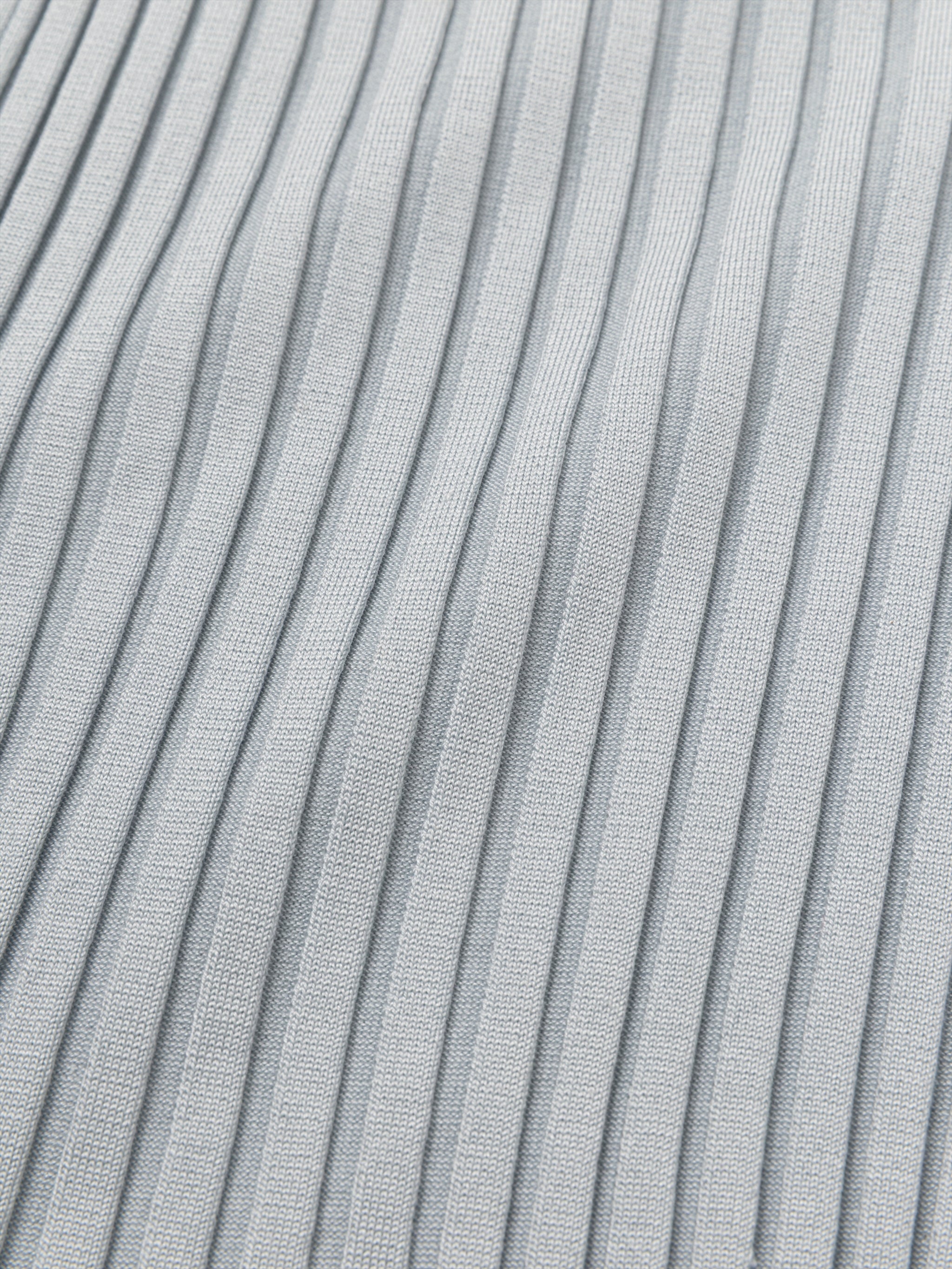 【COMING SOON】SMOOTH SILK RIB TOP