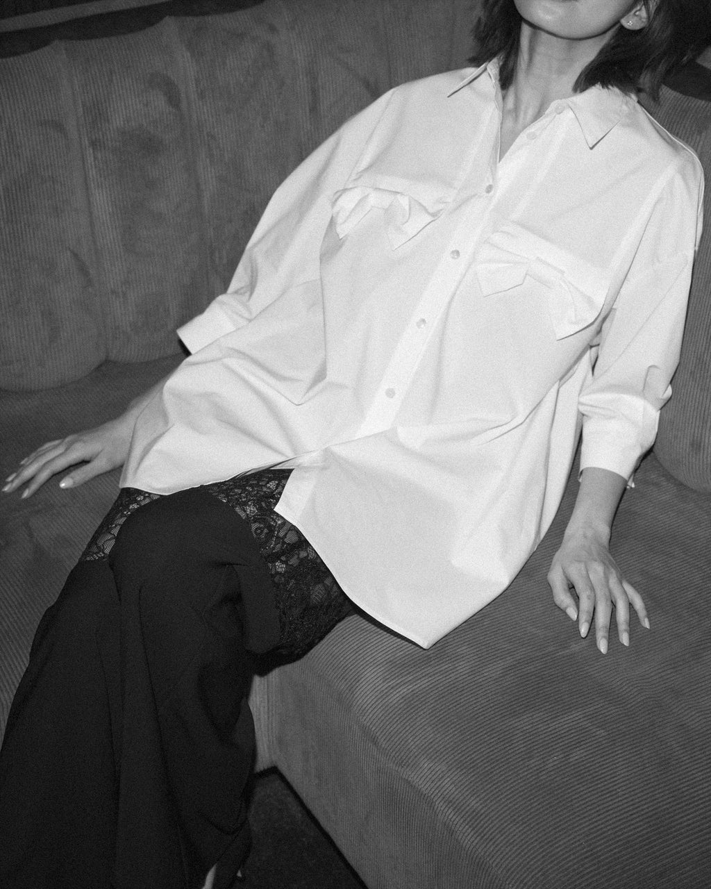 【COMING SOON】RIBBON DETAIL SHIRT