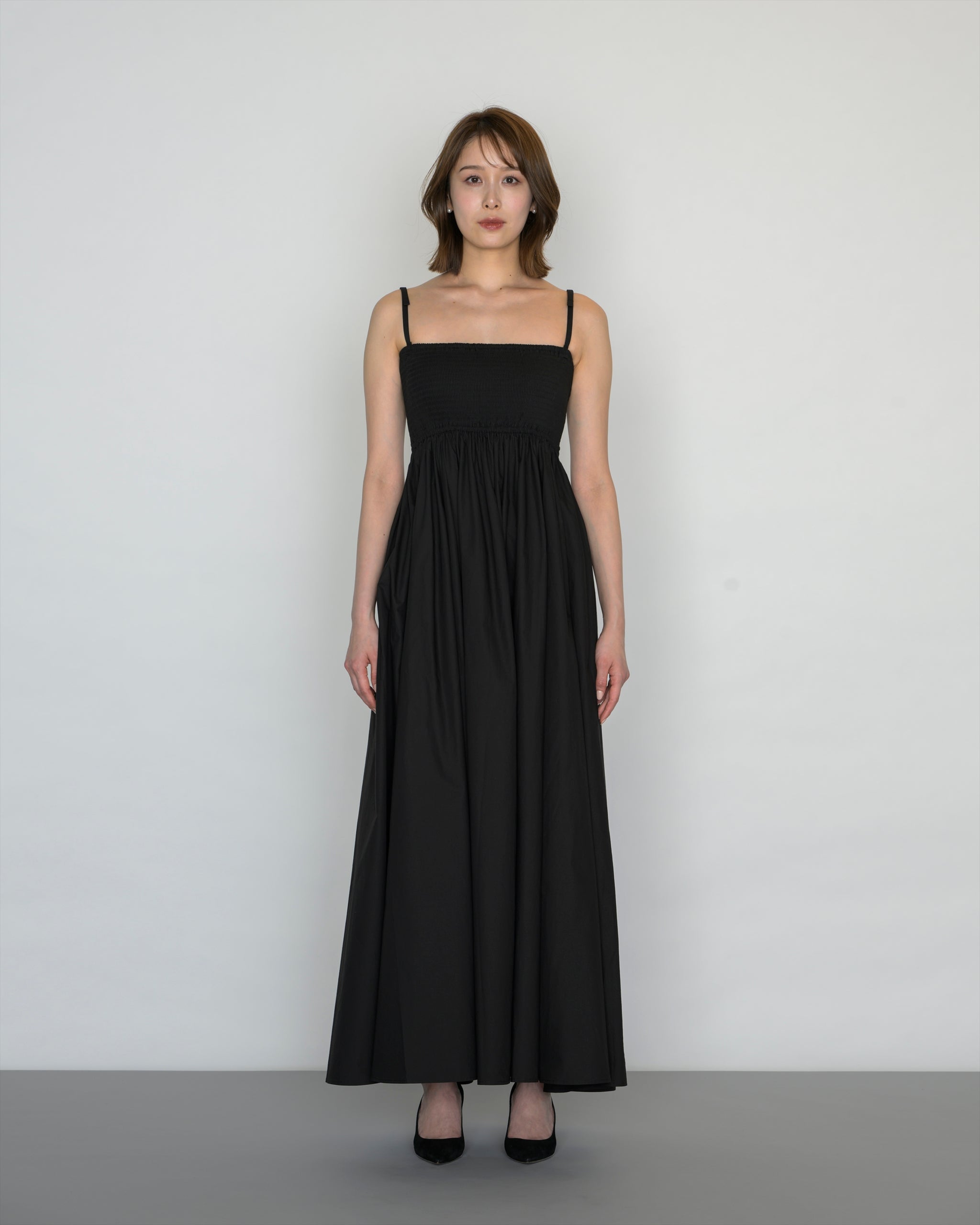 【COMING SOON】RIBBON STRAP MAXI DRESS
