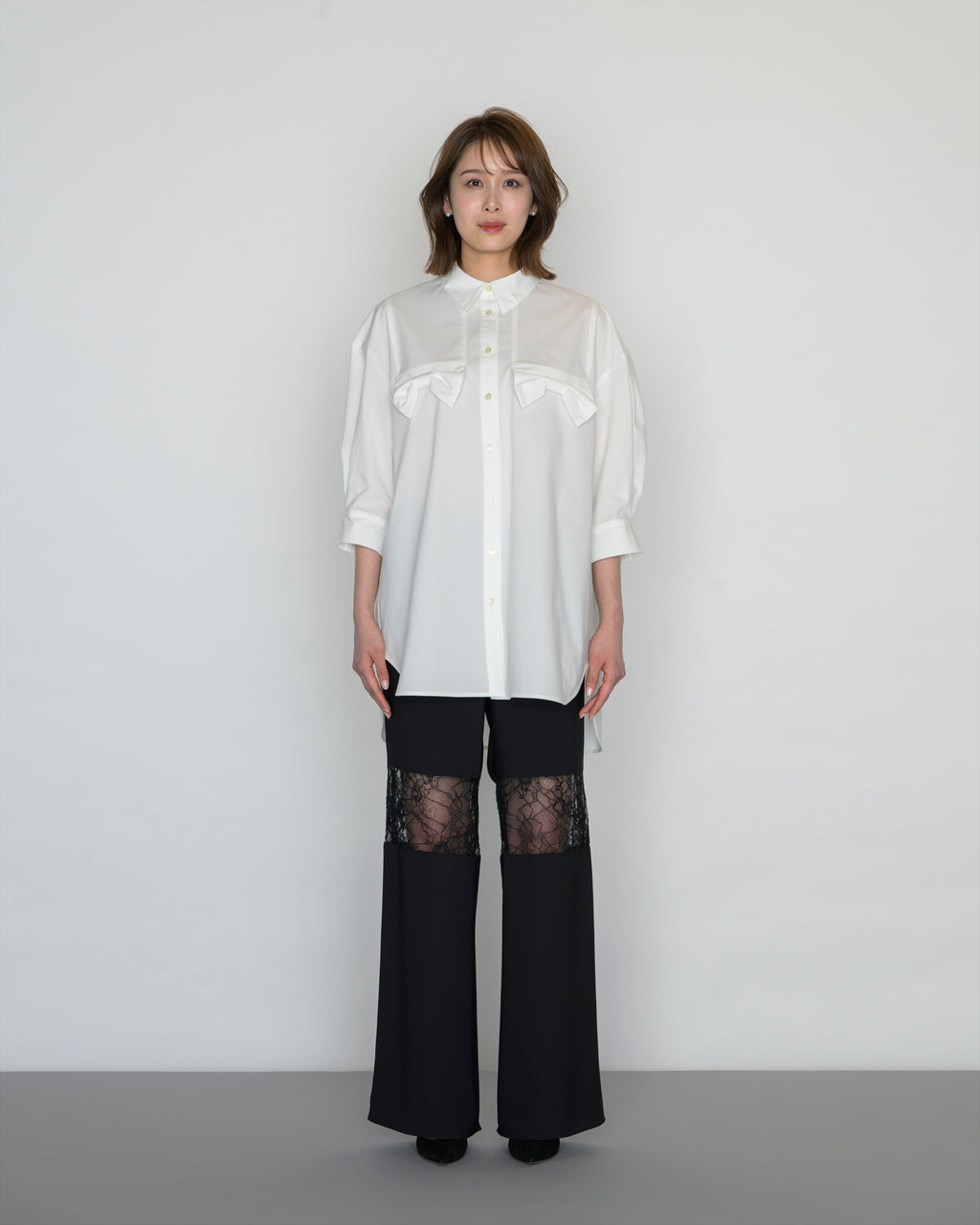 【COMING SOON】RIBBON DETAIL SHIRT